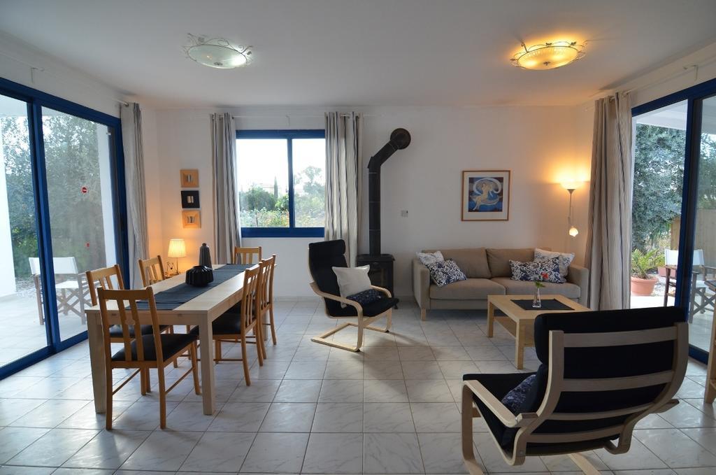 Sea Breeze Villas Argaka Quarto foto
