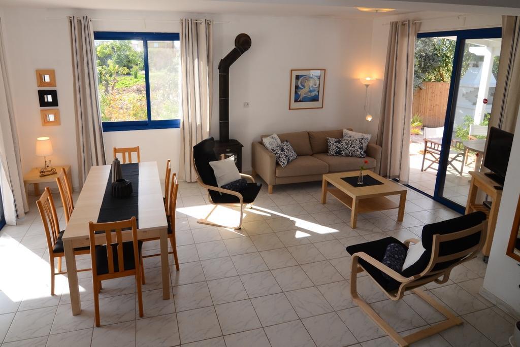 Sea Breeze Villas Argaka Quarto foto